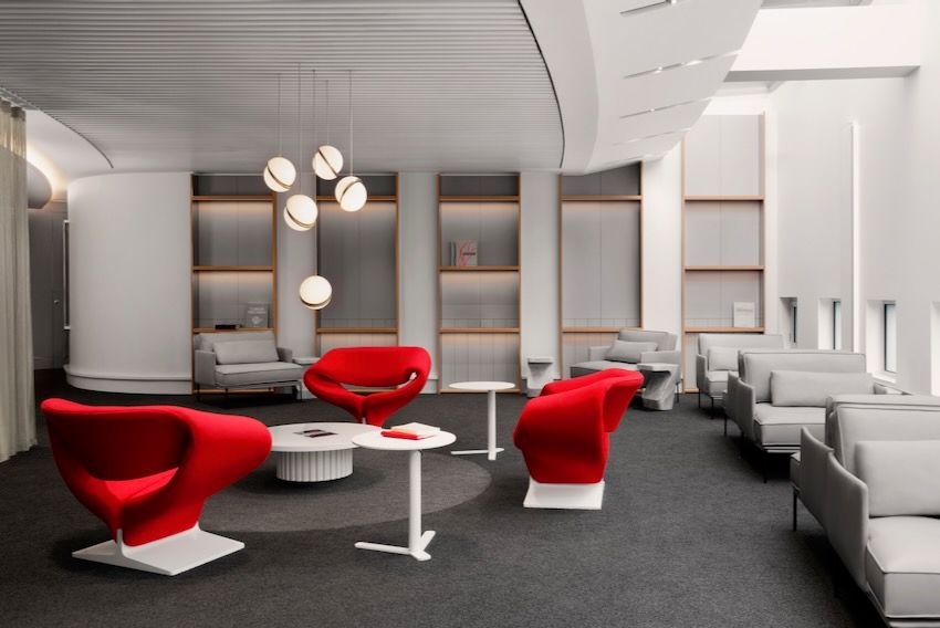 Air France La Premiere lobby