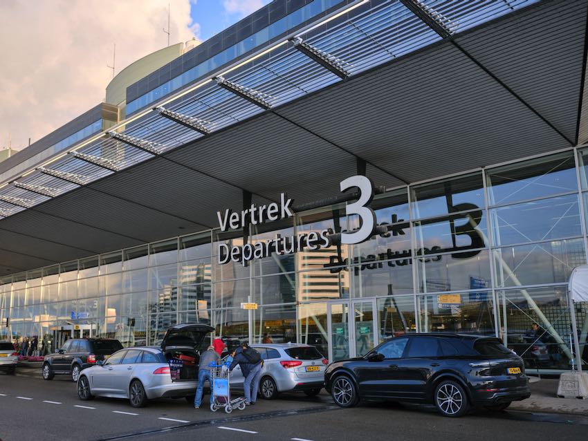 Schiphol Airport Departures